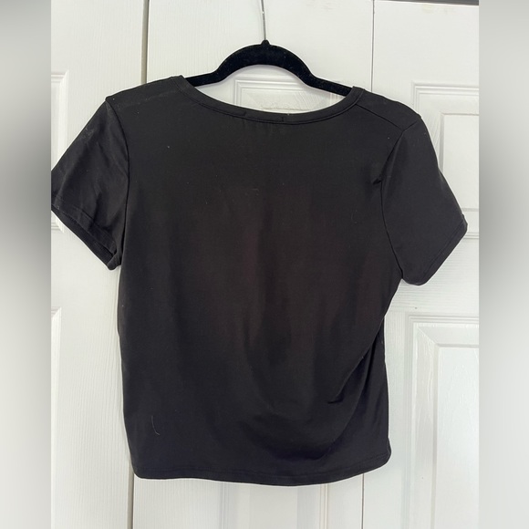 Basic Black Top - Picture 2 of 3